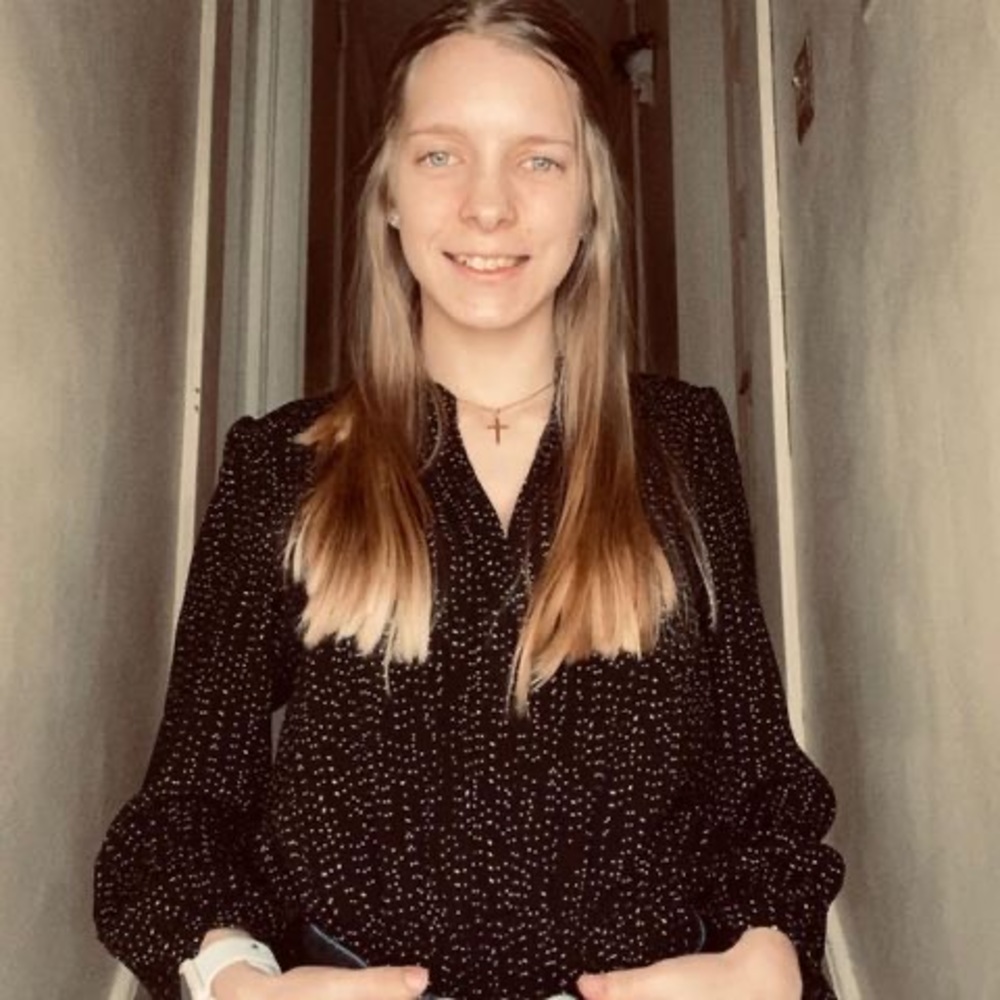 Meet your Posher, Kelli